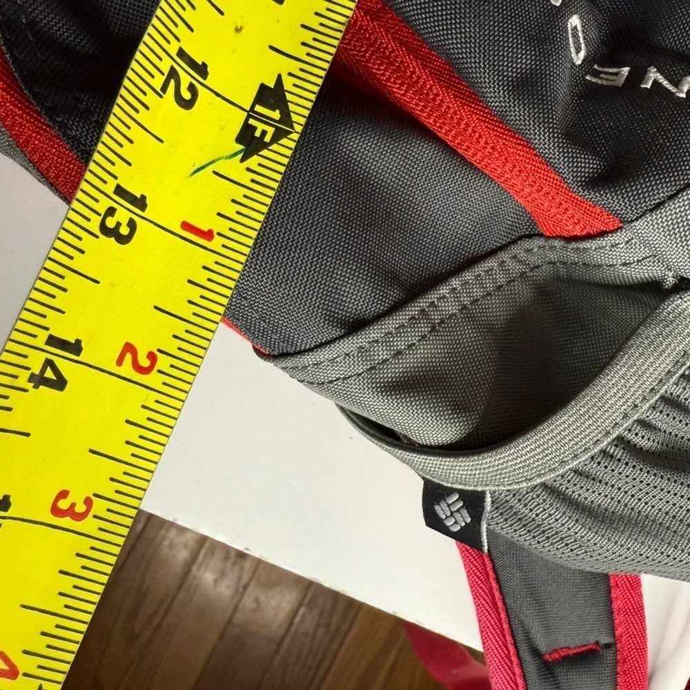 Columbia Men's Gray and Red Backpack